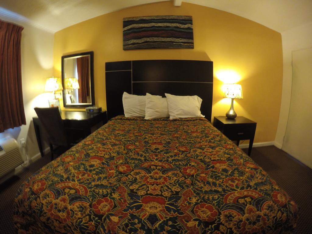Indio Holiday Motel Ngoại thất bức ảnh