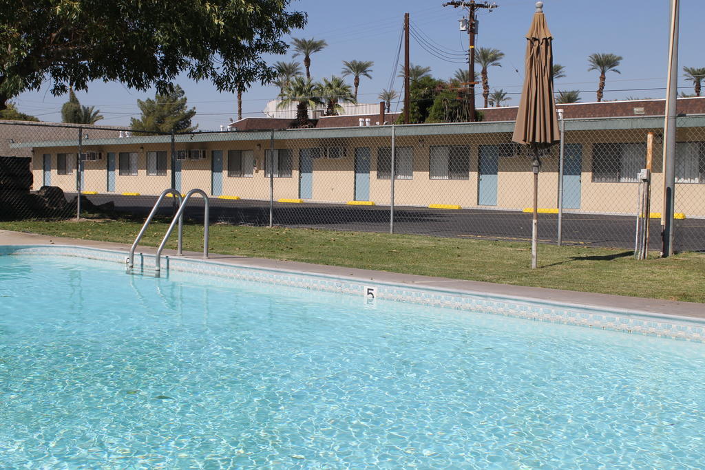 Indio Holiday Motel Ngoại thất bức ảnh