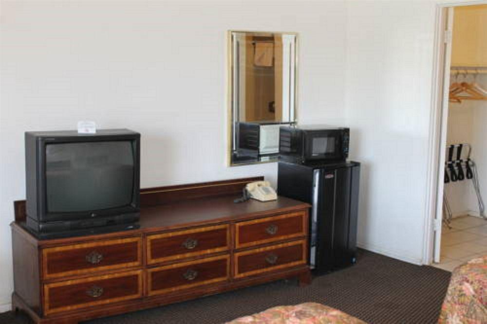 Indio Holiday Motel Ngoại thất bức ảnh