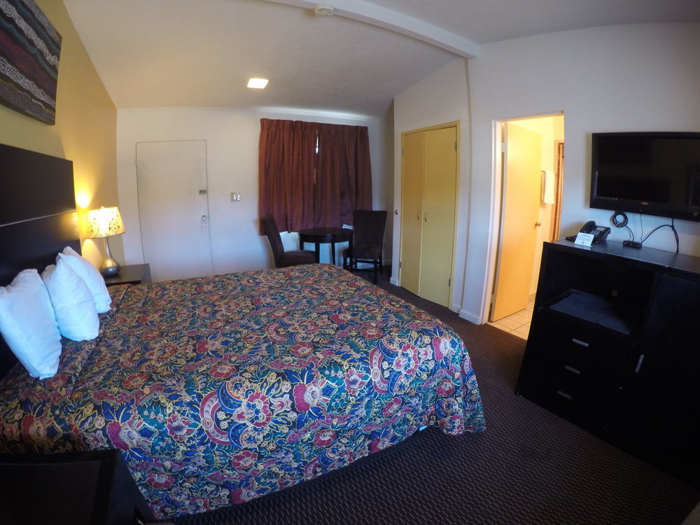 Indio Holiday Motel Ngoại thất bức ảnh